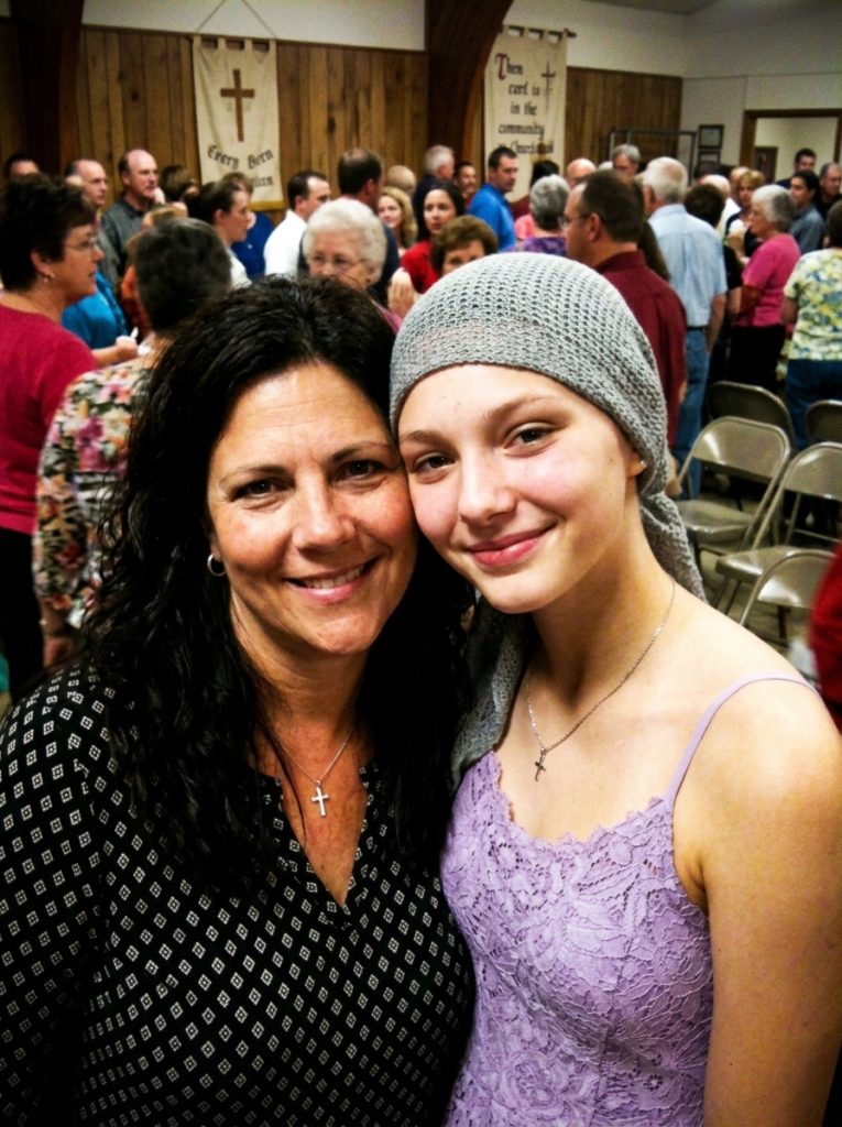 The PTA President Told My Daughter Her Headscarf Would Ruin the School Photos – What Every Classmate Did Next Left the Whole Auditorium Speechless
