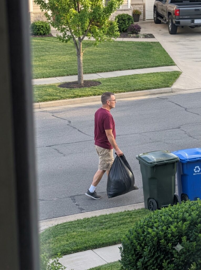AFTER 29 YEARS OF MARRIAGE, MY HUSBAND SUDDENLY CHANGED HIS ROUTINE, SO I FOLLOWED HIM